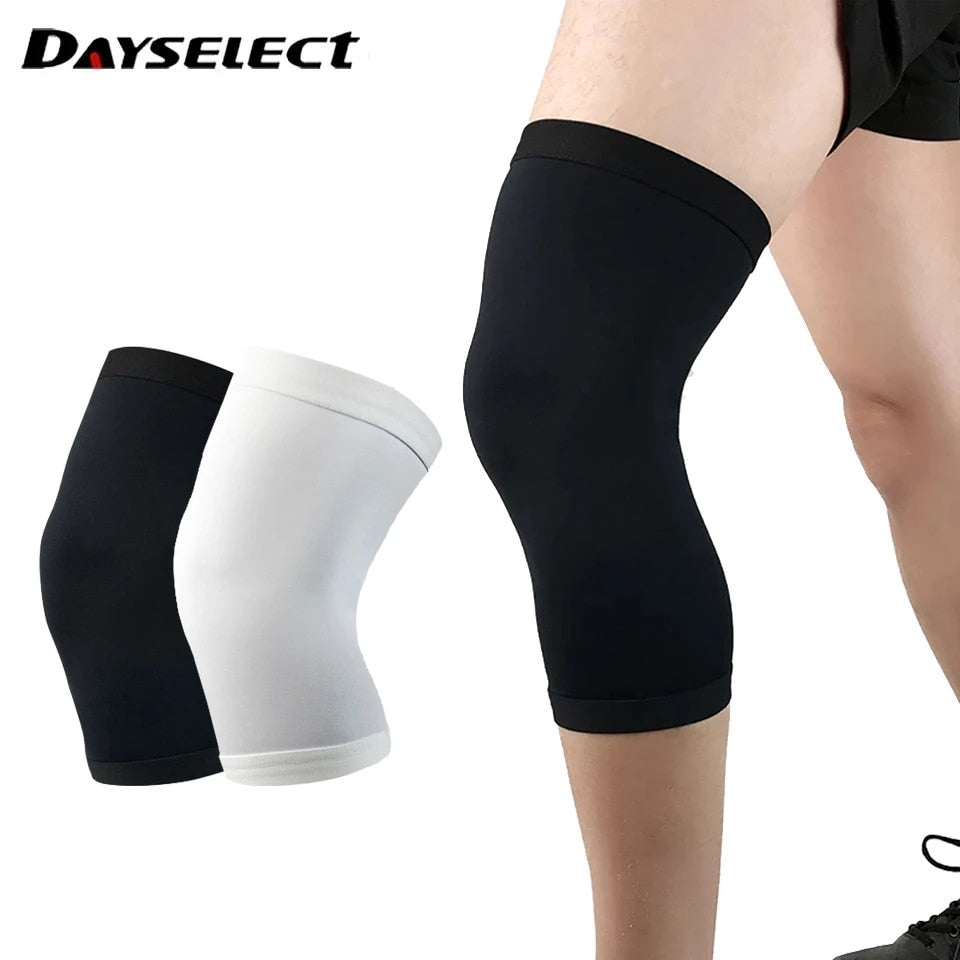 Knee support sleeve